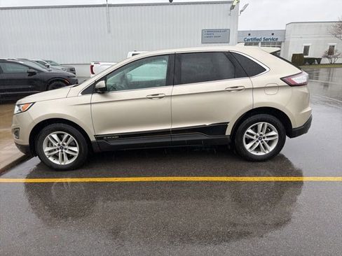 Used 2017 Ford Edge SEL w/ Equipment Group 201A image 9
