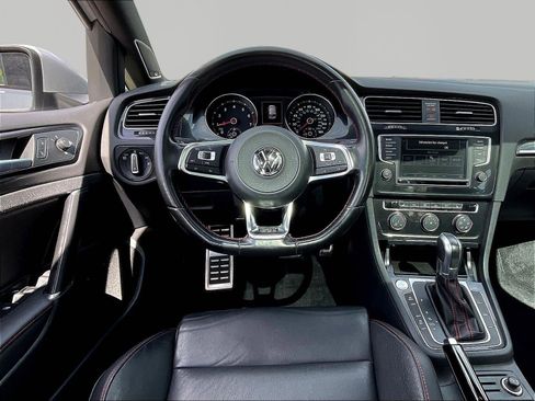 Used 2017 Volkswagen GTI S FWD image 8