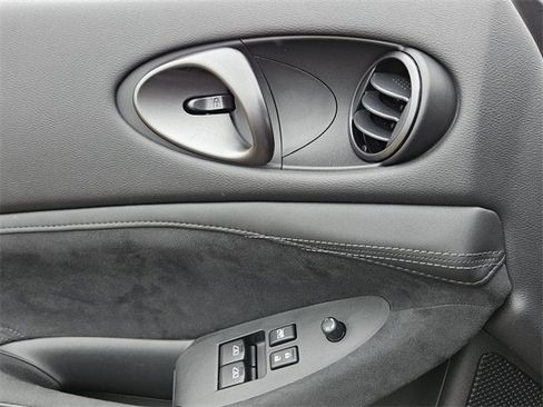 Used 2024 Nissan Z NISMO w/ Floor Mat Package image 29