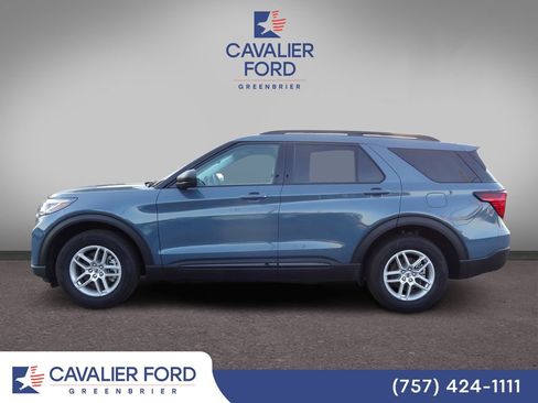 Used 2026 Ford Explorer Active AWD/4WD image 4