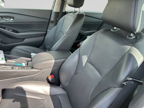 Used 2023 Honda Accord Touring image 9