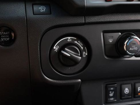 New 2026 Nissan Frontier PRO-4X w/ Tow Package AWD/4WD image 15