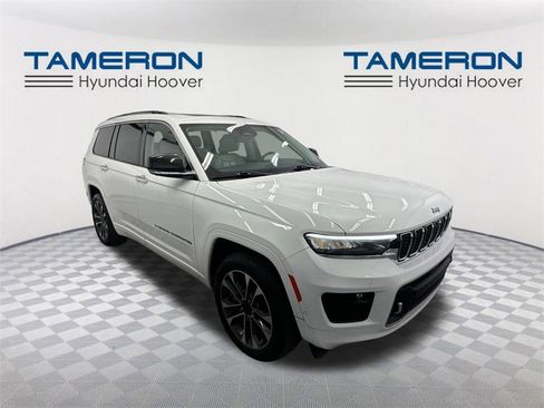 Used 2021 Jeep Grand Cherokee L Overland w/ Advanced Protech Group III image 7