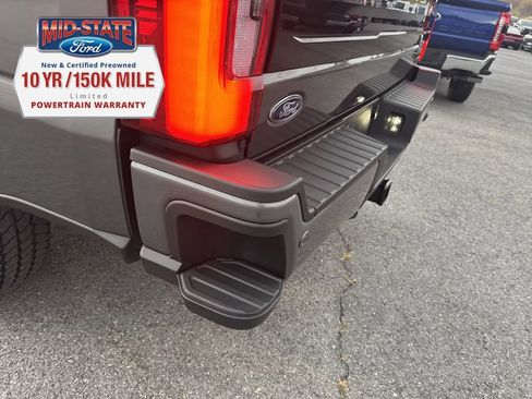 New 2026 Ford F250 Platinum image 9