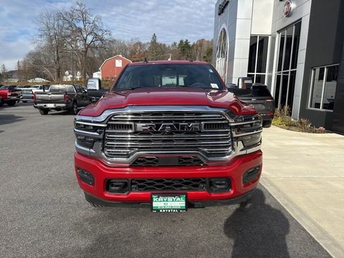 New 2026 RAM 2500 Laramie AWD/4WD image 2