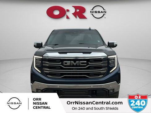 Used 2022 GMC Sierra 1500 SLT w/ SLT Premium Plus Package image 2