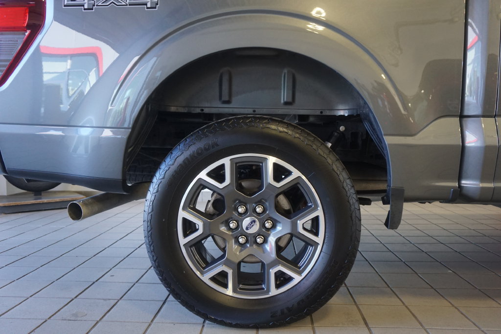 Used 2024 Ford F150 STX AWD/4WD image 29