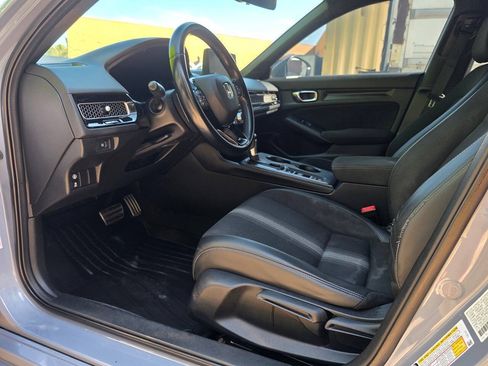 Used 2022 Honda Civic Sport image 11
