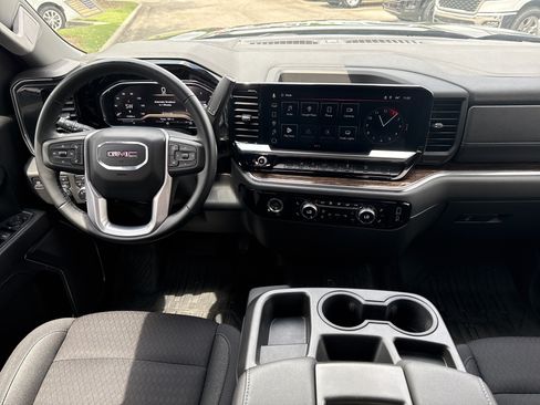 Used 2024 GMC Sierra 1500 SLE w/ X31 Off-Road Package AWD/4WD image 22