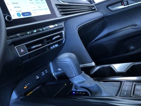 Certified 2025 Toyota Camry LE image 29