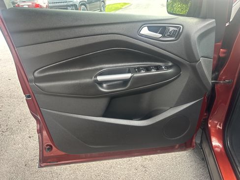 Used 2016 Ford Escape Titanium AWD/4WD image 15