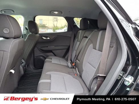 New 2025 Chevrolet Blazer LT w/ Midnight/Sport Edition image 5