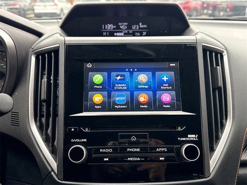 Used 2023 Subaru Crosstrek 2.0i Premium image 23