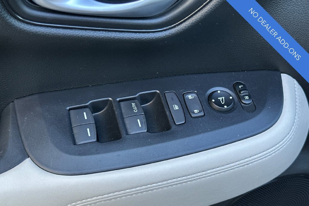 Certified 2024 Honda HR-V LX image 12