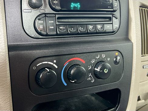 Used 2005 Dodge Ram 1500 Truck ST w/ ST Value Group image 26