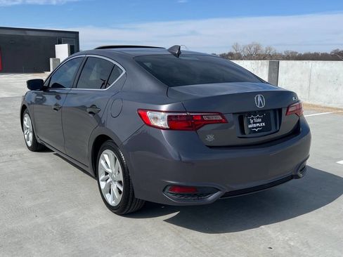 Used 2017 Acura ILX image 9