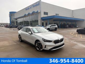 Used 2024 BMW 530i w/ Premium Package RWD video 1