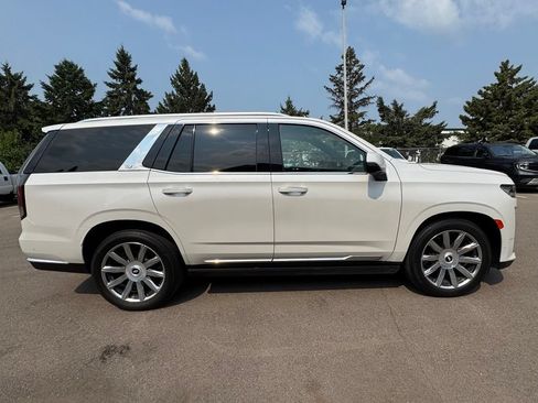 Used 2021 Cadillac Escalade Premium Luxury w/ Driver Assist Tech Package AWD/4WD image 7