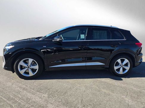 Used 2024 Audi Q4 e-tron Premium w/ Convenience Package image 4