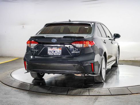 Certified 2024 Toyota Corolla LE w/ LE Convenience Package FWD image 7