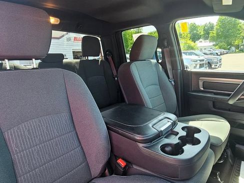 Used 2022 RAM 1500 Warlock AWD/4WD image 19