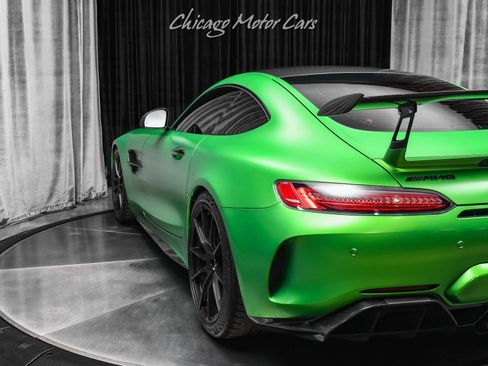 Used 2018 Mercedes-Benz AMG GT R image 29