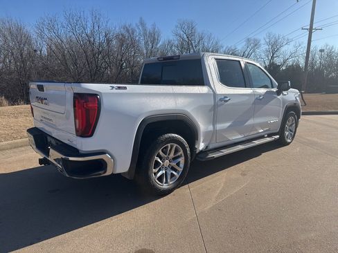Used 2021 GMC Sierra 1500 SLT image 3