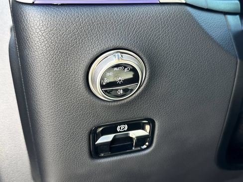 Certified 2025 Mercedes-Benz GLC 300 image 34