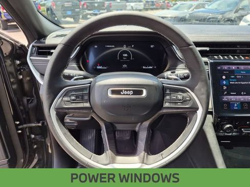 Certified 2024 Jeep Grand Cherokee Limited w/ Luxury Tech Group II AWD/4WD image 15