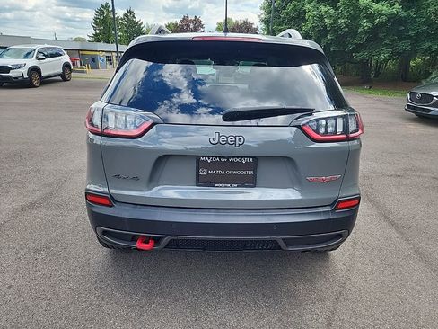 Used 2019 Jeep Cherokee Trailhawk w/ Cold Weather Group AWD/4WD image 5