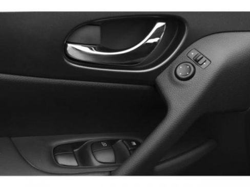 Used 2015 Nissan Rogue SL w/ SL Premium Package image 23