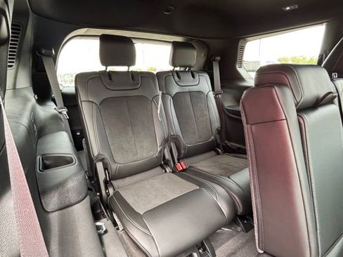 New 2026 Jeep Grand Cherokee L 4WD image 10