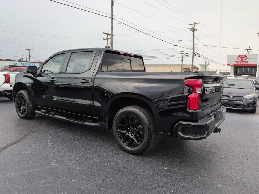 Used 2023 Chevrolet Silverado 1500 RST w/ Rally Edition AWD/4WD image 3