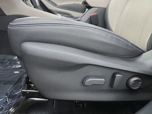 Used 2022 Subaru Forester Limited w/ Popular Package #2 image 29