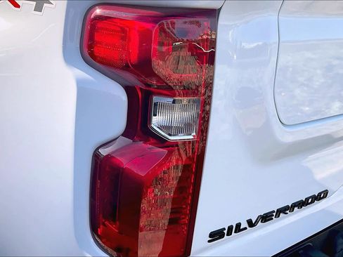 Certified 2023 Chevrolet Silverado 2500 Custom w/ Custom Convenience Package image 28