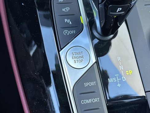 New 2025 BMW X4 xDrive30i w/ Convenience Package image 20