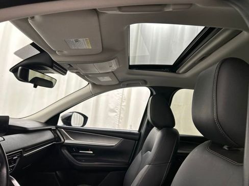 Used 2024 MAZDA CX-90 Plug-In Hybrid w/ Preferred AWD/4WD image 19
