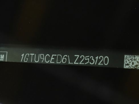 Used 2020 GMC Sierra 1500 Elevation w/ Elevation Value Package image 32