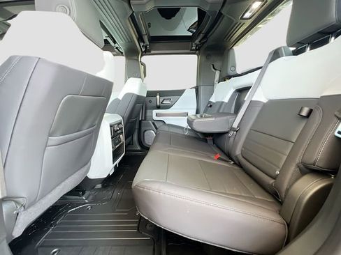 New 2025 GMC Hummer EV 3X AWD/4WD image 17