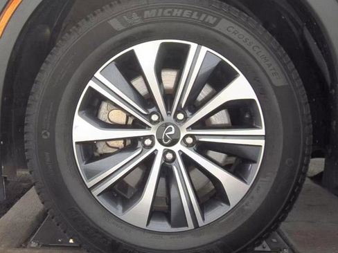 Certified 2023 INFINITI QX60 Pure FWD image 18