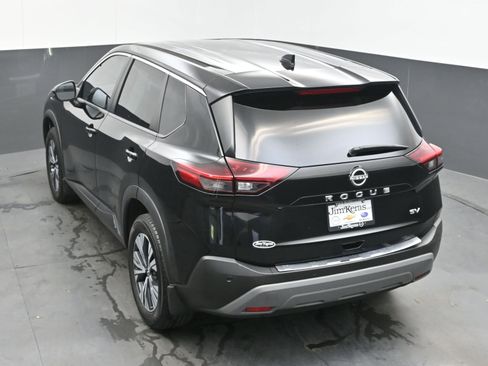 Used 2022 Nissan Rogue SV image 34