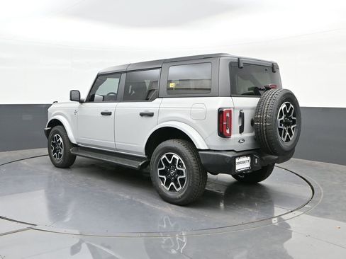 New 2026 Ford Bronco Outer Banks AWD/4WD image 5