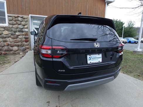Certified 2023 Honda Pilot EX-L image 5