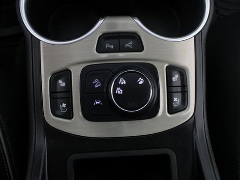 Used 2020 GMC Terrain Denali w/ Denali Premium Package image 8