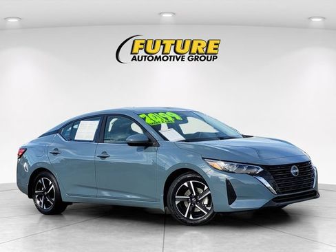 Used 2025 Nissan Sentra SV w/ All-Weather Package FWD image 1