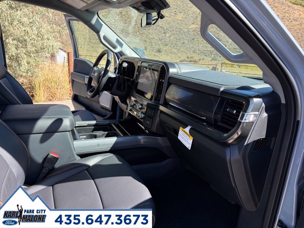 Used 2026 Ford F450 Lariat w/ FX4 Off-Road Package AWD/4WD image 36