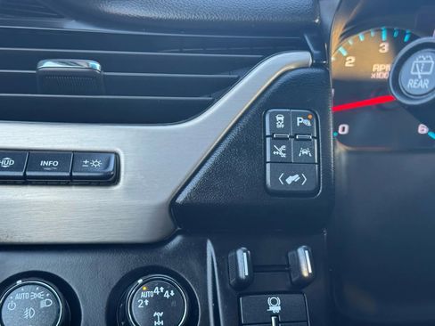 Used 2019 GMC Yukon XL Denali w/ Denali Ultimate Package image 33