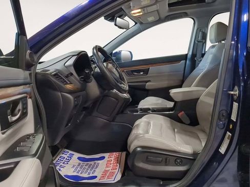 Used 2019 Honda CR-V Touring image 9