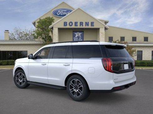 New 2025 Ford Expedition Active RWD image 4