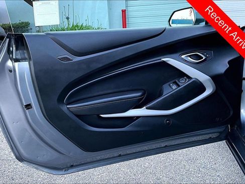 Used 2019 Chevrolet Camaro LT w/ LPO, Camaro Logo Package RWD image 20